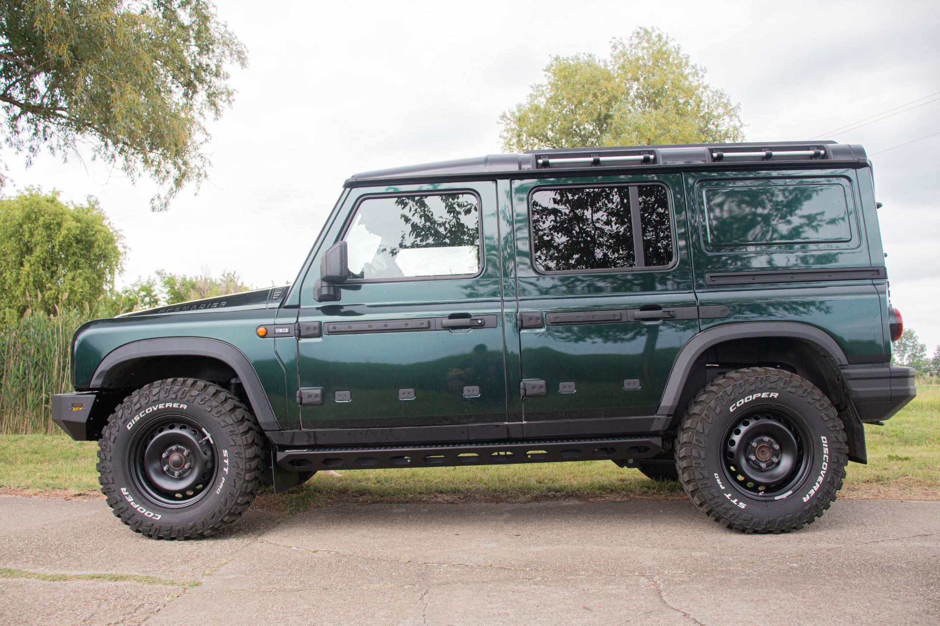 八*宏様 Castelli Corsa INEOS Grenadier XL INEOS Grenadier Station Wagon | RDS Auto Group | Devon, PA